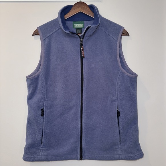 L.L. Bean Jackets & Blazers - LL Bean Fleece Vest Women's Medium Reg Purple Outdoors Hiking Layering EUC